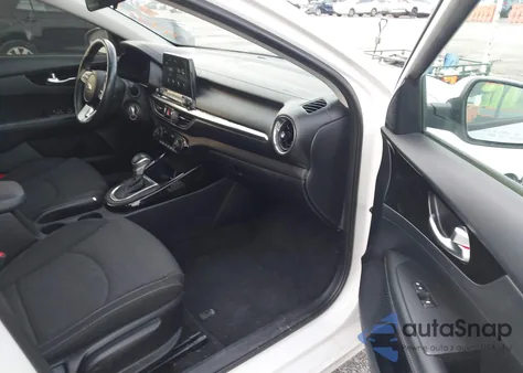 2019 Kia Forte S из США, поврежденный, VIN 3KPF34AD2KE025986